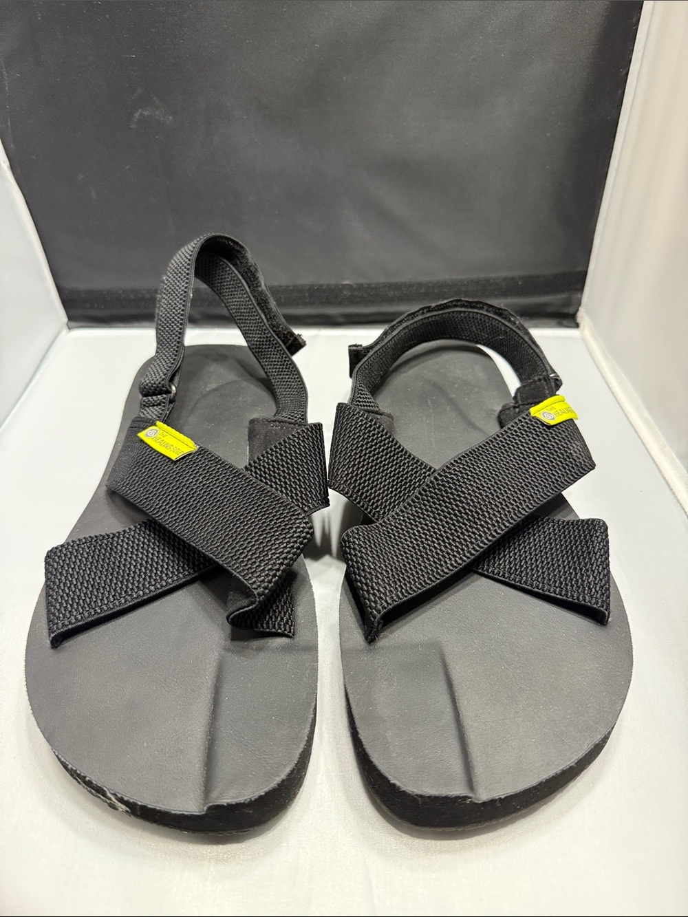 Women's Black Cross-Strap Comfort Sandals